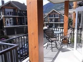 Photo 2: 3 39758 GOVERNMENT Road in Squamish: Northyards Townhouse for sale in "Arbourwoods" : MLS®# R2198202