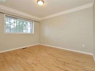 Photo 8: 536 Acland Ave in VICTORIA: Co Wishart North House for sale (Colwood)  : MLS®# 804616