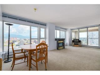 Photo 2: 1403 183 KEEFER Place in Vancouver: Downtown VW Condo for sale in "Paris Place" (Vancouver West)  : MLS®# V1082326
