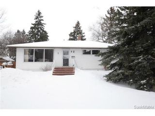 Photo 2: 8 FALCON Bay in Regina: Whitmore Park Single Family Dwelling for sale (Regina Area 05)  : MLS®# 524382