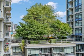 Photo 15: 803 1788 COLUMBIA Street in Vancouver: False Creek Condo for sale in "EPIC AT WEST" (Vancouver West)  : MLS®# R2816855