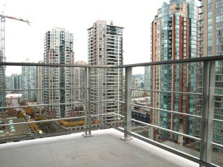Photo 7: 1205 535 SMITHE Street in Vancouver: Downtown VW Condo for sale in "DOLCE AT SYMPHONY PLACE" (Vancouver West)  : MLS®# V859110