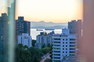 Photo 18: 1406 1003 PACIFIC Street in Vancouver: West End VW Condo for sale in "SEASTAR" (Vancouver West)  : MLS®# R2608509