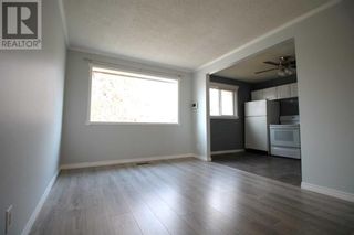 Photo 6: 1902 21 Avenue N in Lethbridge: House for sale : MLS®# A2097195