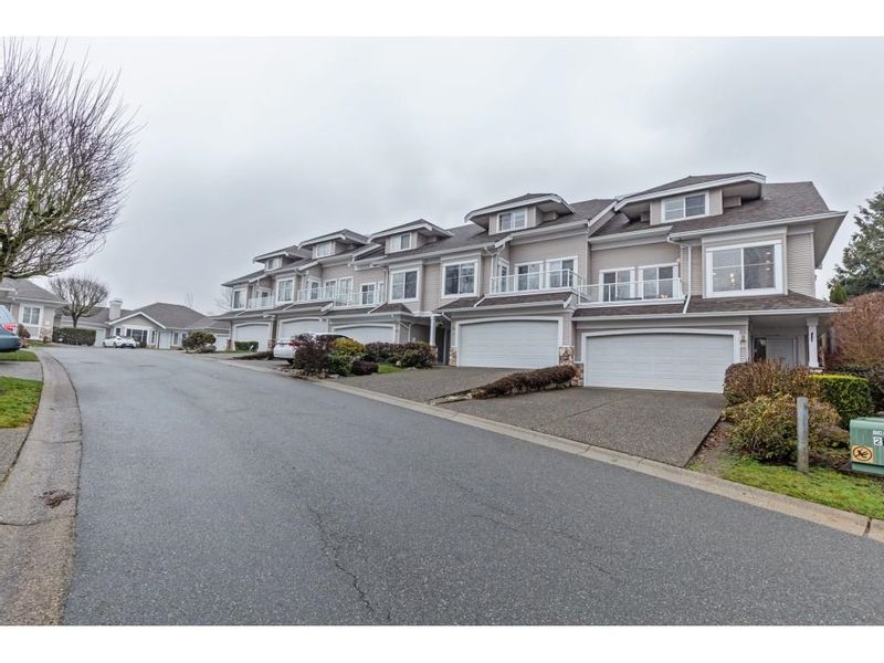 FEATURED LISTING: 19 - 31501 UPPER MACLURE Road Abbotsford