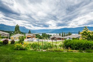 Photo 11: 31 2990 Northeast 20 Street in Salmon Arm: The Uplands House for sale (NE Salmon Arm)  : MLS®# 10102161