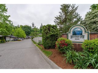 Photo 2: 16 36060 OLD YALE Road in Abbotsford: Abbotsford East Townhouse for sale in "Mountain View Village" : MLS®# R2269722
