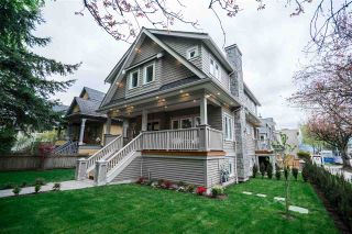 Photo 2: 497 E 10 Avenue in Vancouver: Mount Pleasant VE 1/2 Duplex for sale (Vancouver East)  : MLS®# R2360007