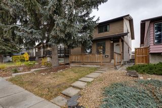 Photo 1: 3915 45 Street SW in Calgary: Glamorgan Detached for sale : MLS®# A2008201
