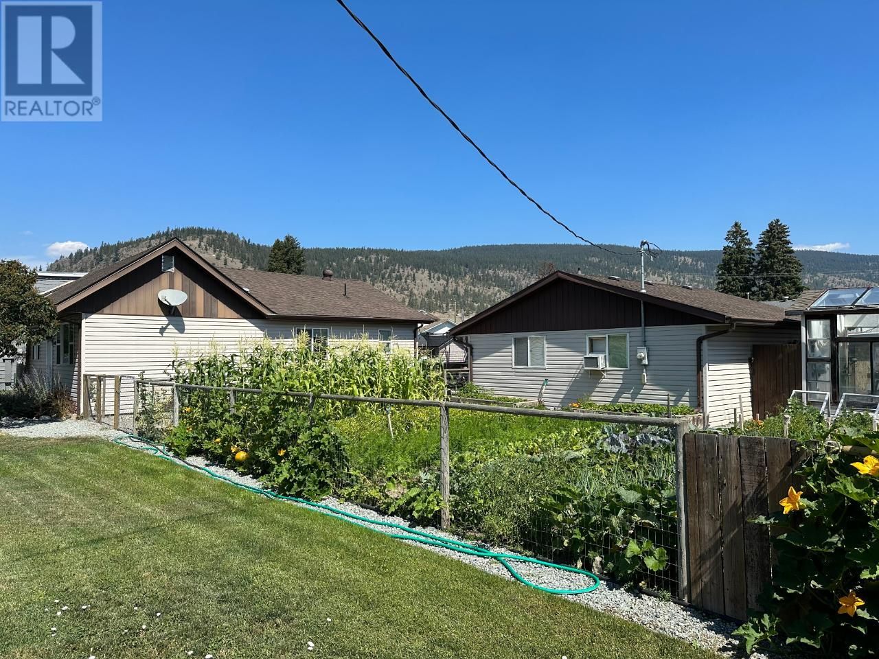 Main Photo: 1643 CANFORD AVE in Merritt: House for sale : MLS®# 173233