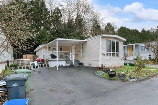 Main Photo: 28 8220 KING GEORGE Boulevard in Surrey: West Newton Manufactured Home for sale : MLS®# R2882160