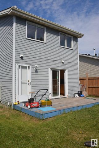 Photo 32: 3311 46 Street in Edmonton: Zone 29 House for sale : MLS®# E4300650