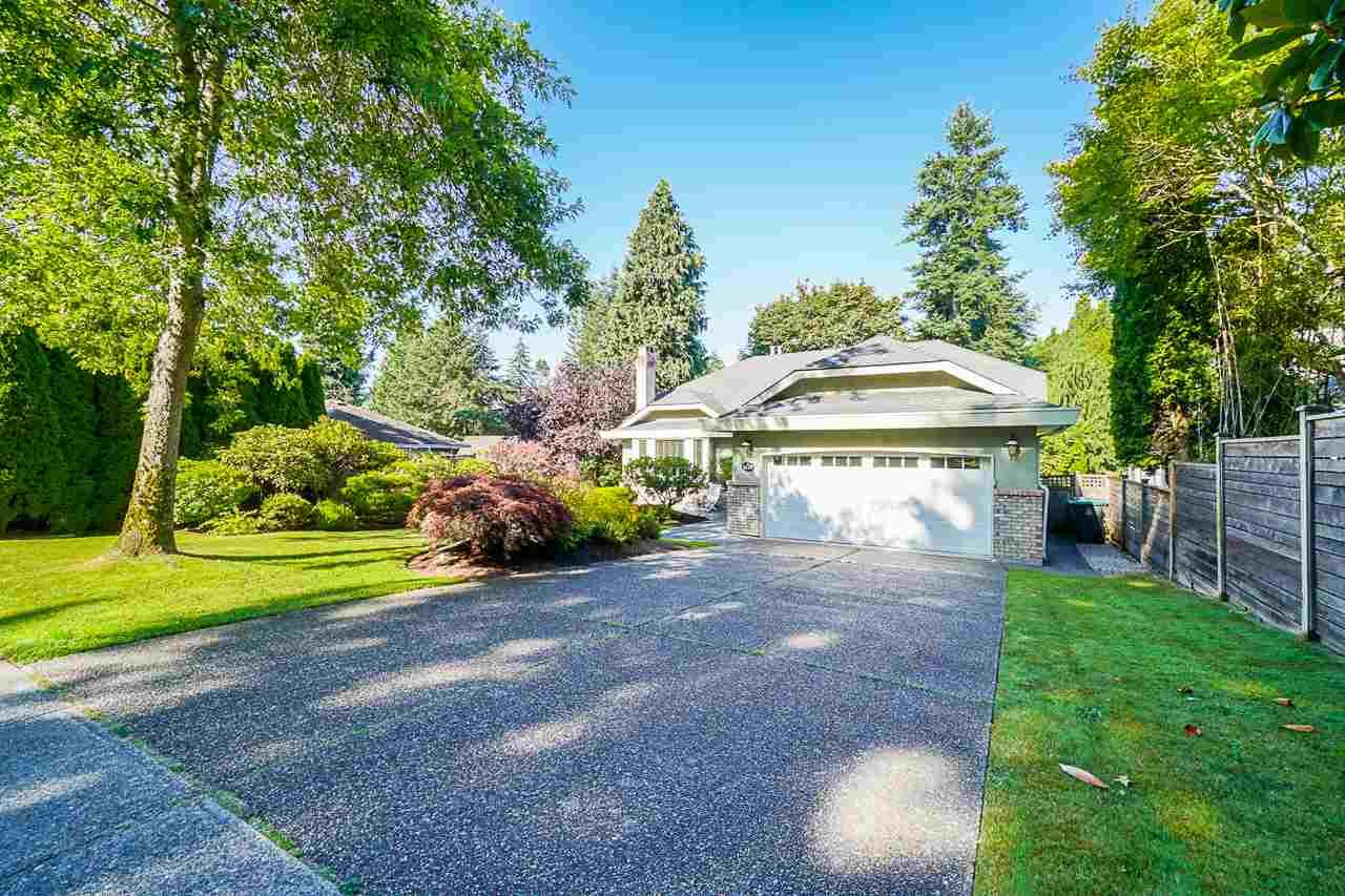 Main Photo: 1627 127 Street in Surrey: Crescent Bch Ocean Pk. House for sale (South Surrey White Rock)  : MLS®# R2480487