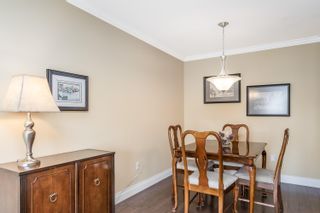 Photo 10: 302 1840 E SOUTHMERE Crescent in White Rock: Sunnyside Park Surrey Condo for sale in "SOUTHMERE MEWS" (South Surrey White Rock)  : MLS®# R2878940