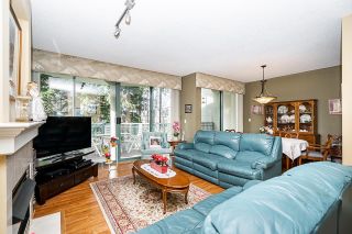 Photo 2: 205 1725 MARTIN Drive in White Rock: Sunnyside Park Surrey Condo for sale in "SouthWynd" (South Surrey White Rock)  : MLS®# R2758424