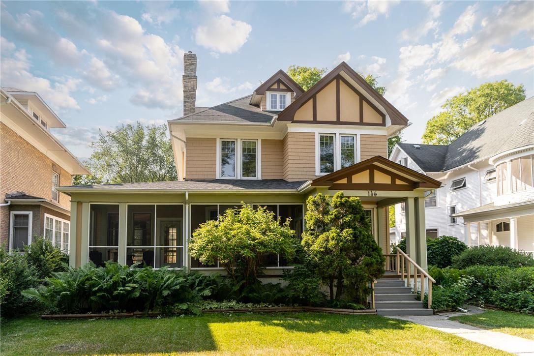Main Photo: 146 Harvard Avenue in Winnipeg: House for sale : MLS®# 202325568