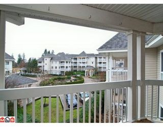 Photo 10: 324 22020 49TH Avenue in Langley: Murrayville Condo for sale in "MURRAY GREEN" : MLS®# F2928123