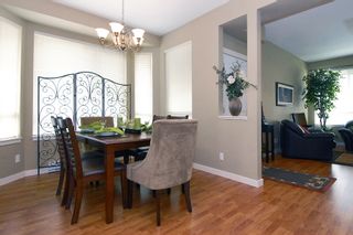 Photo 5: 54 16789 60 Avenue in Surrey: Cloverdale BC Townhouse for sale in "Laredo" : MLS®# F1014158