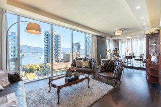 Photo 8: 1702 1277 MELVILLE Street in Vancouver: Coal Harbour Condo for sale in "FLATIRON" (Vancouver West)  : MLS®# R2206172
