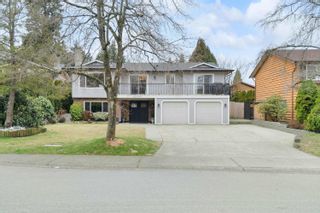 Photo 3: 12411 BLANSHARD Street in Maple Ridge: Northwest Maple Ridge House for sale in "Chilcotin" : MLS®# R2755482
