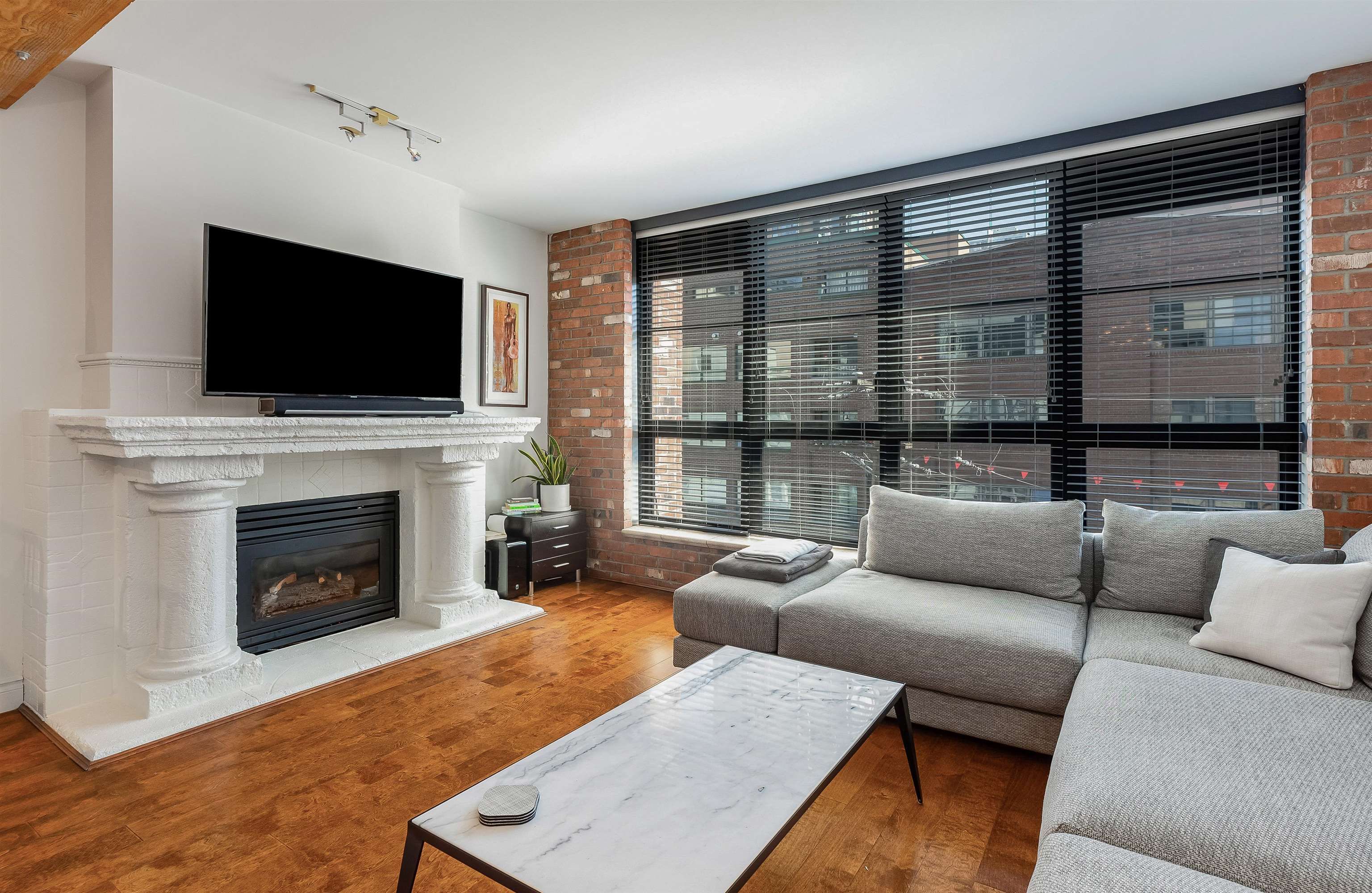 Main Photo: 303 1238 HOMER Street in Vancouver: Yaletown Condo for sale in "The Grafton" (Vancouver West)  : MLS®# R2725321