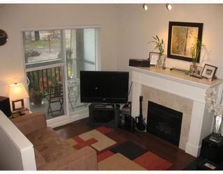 Photo 3: 309 4468 ALBERT Street: Vancouver Heights Home for sale ()  : MLS®# V707868
