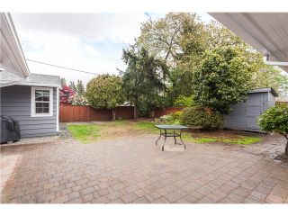 Photo 19: 1116 BEECHWOOD Crescent in North Vancouver: Norgate House for sale in "NORGATE" : MLS®# V1119128