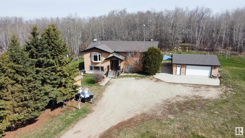 FEATURED LISTING: 4 52505 RGE RD 22 Rural Parkland County