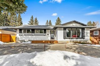 Photo 1: 3228 Oakwood Drive SW in Calgary: Oakridge Detached for sale : MLS®# A1181761