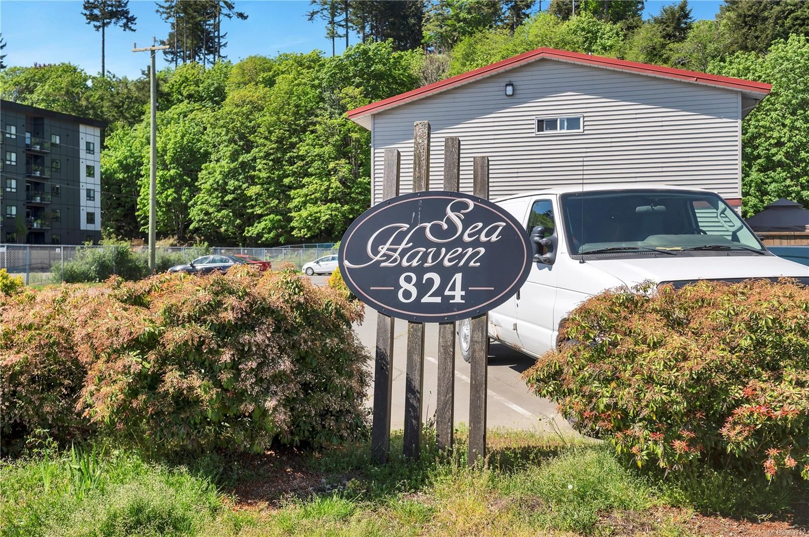 102 824  South Island Hwy, Campbell River