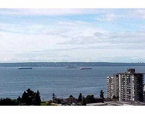 Main Photo: 502 650 16TH ST in West Vancouver: Ambleside Condo for sale in "WESTSHORE PLACE" : MLS®# V594659