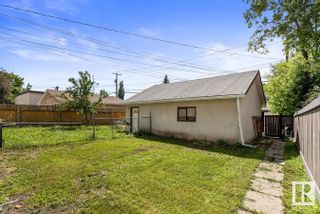 Photo 32: 8852/54 94 Street in Edmonton: Zone 18 House Duplex for sale : MLS®# E4301235