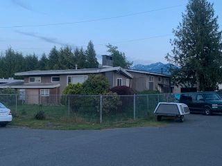 Photo 27: 9018 - 9022 GARDEN Street in Chilliwack: Chilliwack E Young-Yale House for sale in "Garden City Park" : MLS®# R2586092