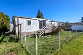 Main Photo: 4 1180 Edgett Rd in Courtenay: CV Courtenay City Manufactured Home for sale (Comox Valley)  : MLS®# 927372