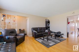 Photo 6: 16225 100A Avenue NW in Edmonton: Zone 22 House Duplex for sale : MLS®# E4293826