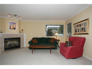 Photo 2: 12 8540 BLUNDELL Road in Richmond: Garden City Townhouse for sale in "CATALINA COURT" : MLS®# V853733