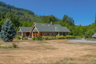 Photo 4: 3775 Mountain Rd in Cobble Hill: ML Cobble Hill House for sale (Malahat & Area)  : MLS®# 886261