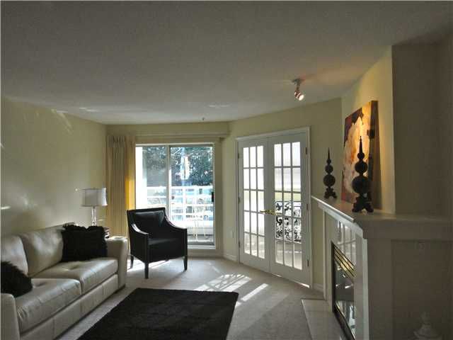 Main Photo: 212 2105 W 42ND Avenue in Vancouver: Kerrisdale Condo for sale in "BROWNSTONE" (Vancouver West)  : MLS®# V971377