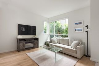 Photo 2: 19 533 E 3RD Street in North Vancouver: Lower Lonsdale Townhouse for sale in "Founders Block North" : MLS®# R2790381