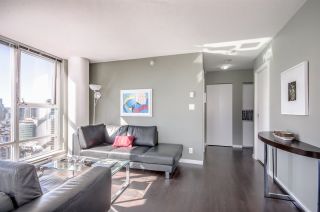 Photo 3: 2605 131 REGIMENT Square in Vancouver: Downtown VW Condo for sale in "SPECTRUM 3" (Vancouver West)  : MLS®# R2113198