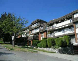 Photo 1: 331 KNOX Street in New Westminster: Sapperton Condo for sale in "Westmount Arms" : MLS®# V627086