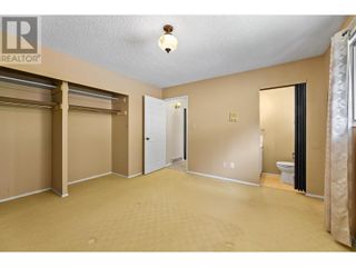 Photo 18: 1276 Rio Drive in Kelowna: House for sale : MLS®# 10309533