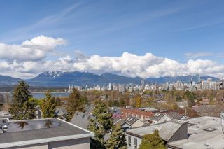 Photo 2: 405 2211 W 2ND Avenue in Vancouver: Kitsilano Condo for sale in "Kitsilano Terrace" (Vancouver West)  : MLS®# R2683496