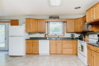 Photo 12: 383 Goschen Avenue in Emerson: R17 Residential for sale : MLS®# 202223101