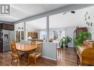 Photo 8: 6333 Forest Hill Drive in Peachland: House for sale : MLS®# 10307076