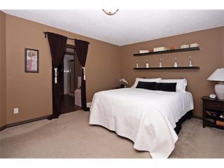 Photo 19: 18 CRYSTAL SHORES Place: Okotoks House for sale : MLS®# C4018955