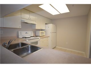 Photo 3: 805 1196 PIPELINE Road in Coquitlam: North Coquitlam Condo for sale in "THE HUDSON" : MLS®# V990430