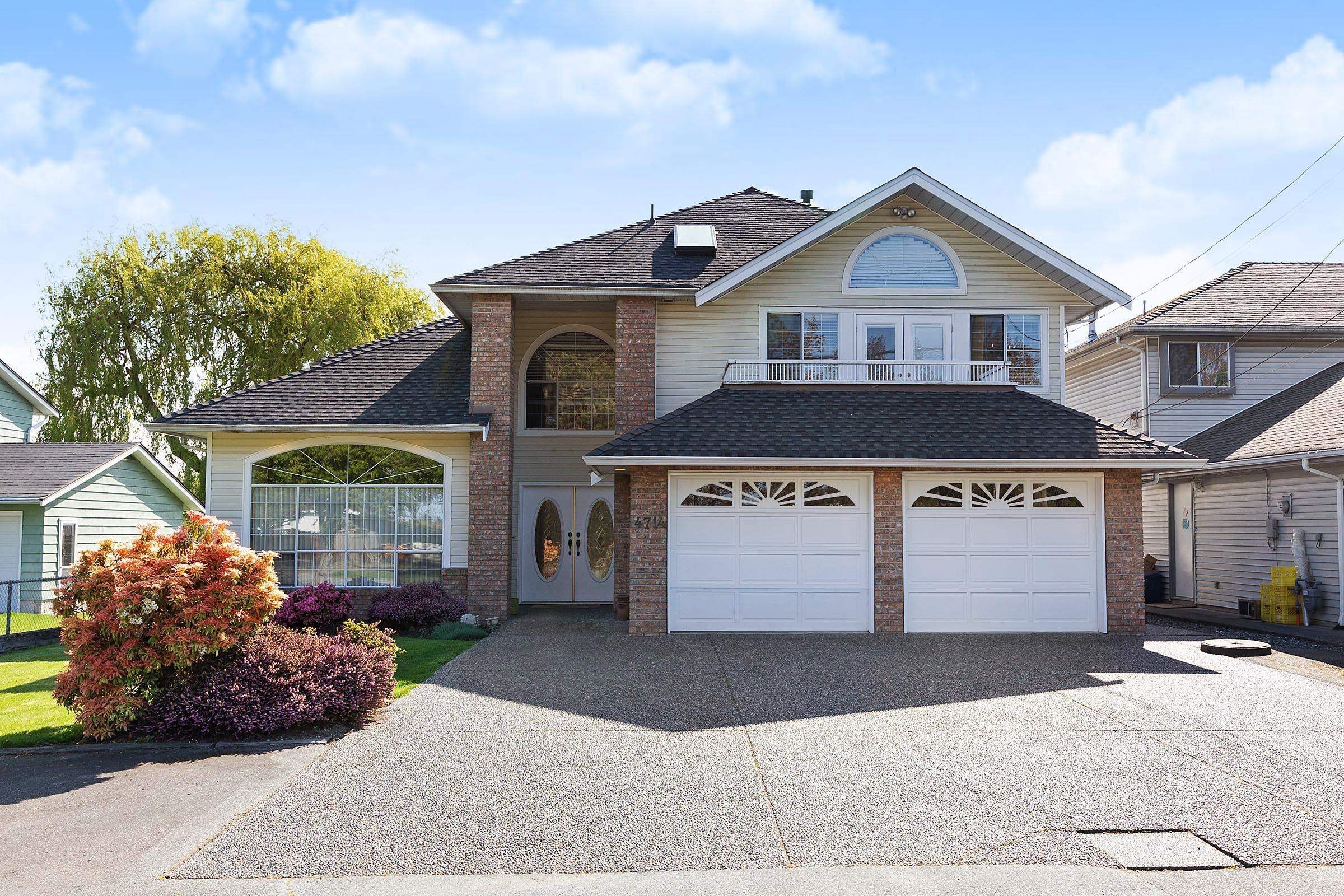 Main Photo: 4714 60B Street in Delta: Holly House for sale (Ladner)  : MLS®# R2690976