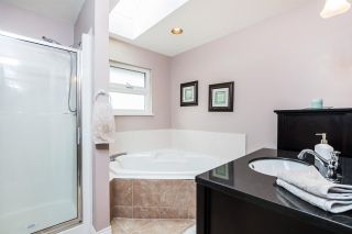 Photo 27: 4595 LONDON Mews in Delta: Holly House for sale (Ladner)  : MLS®# R2500734