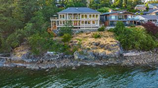 Photo 1: 3340 Stephenson Point Rd in Nanaimo: Na Hammond Bay House for sale : MLS®# 940557
